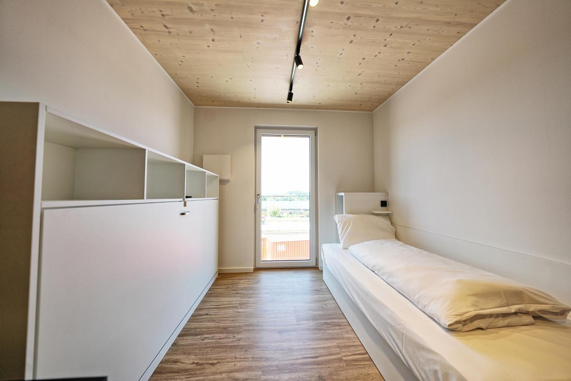 Апарт отель Timber One Boardinghouse Дорфен Экстерьер фото