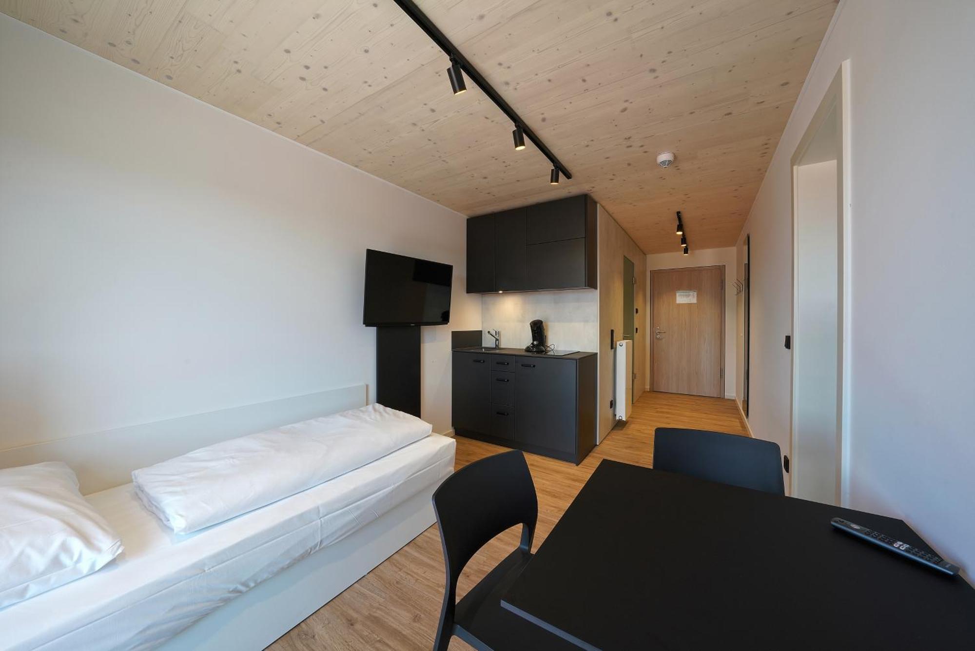 Апарт отель Timber One Boardinghouse Дорфен Экстерьер фото