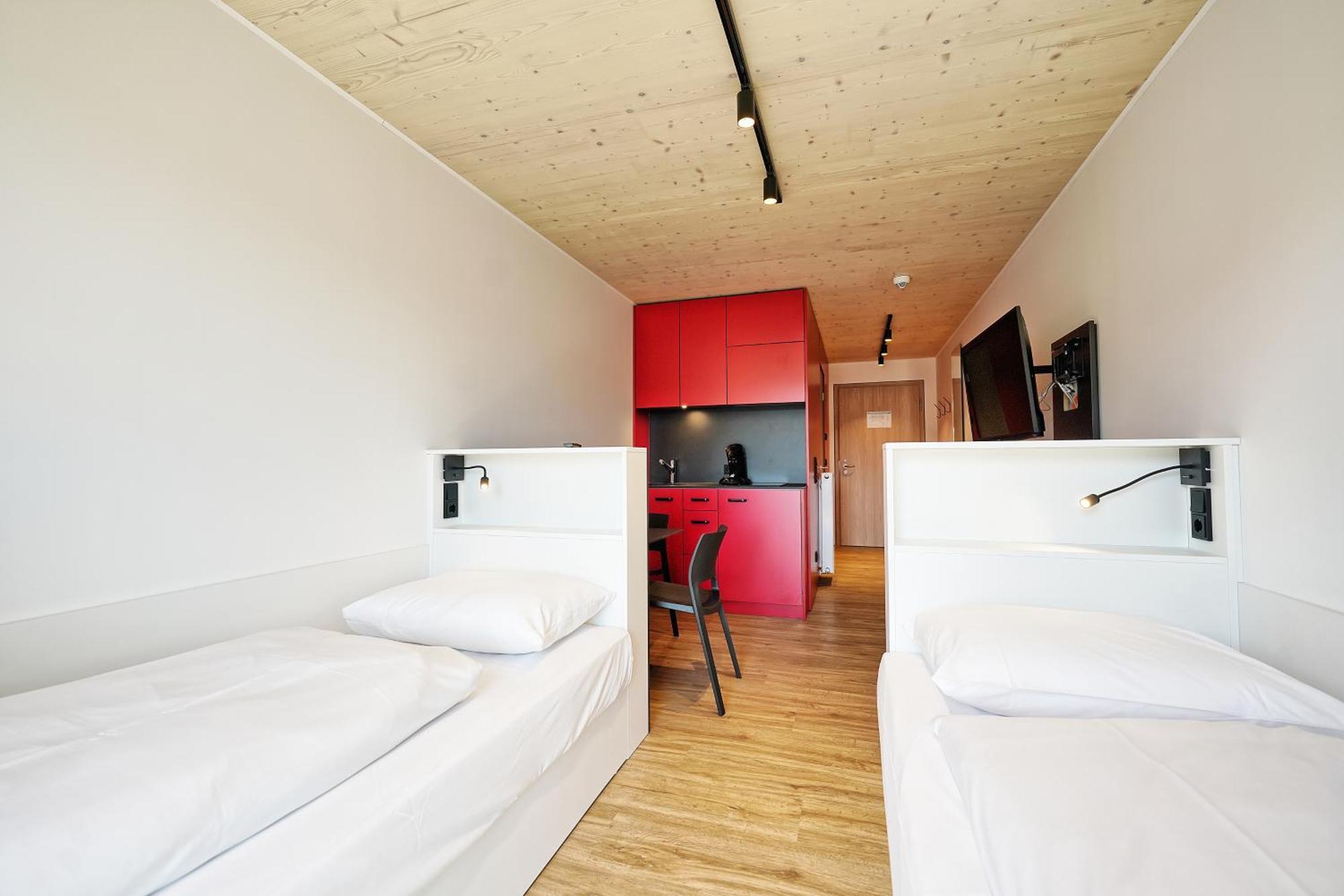 Апарт отель Timber One Boardinghouse Дорфен Экстерьер фото